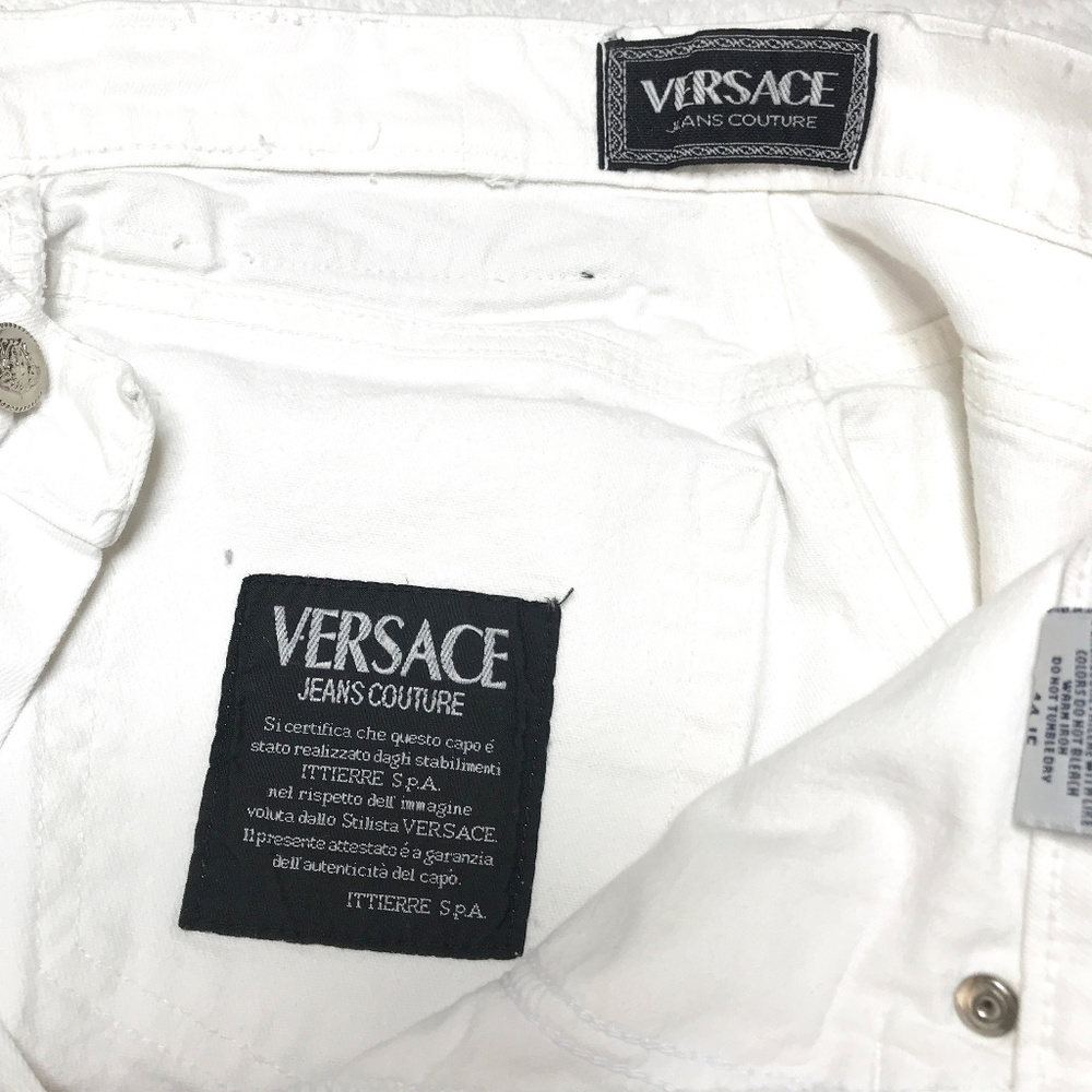 Versace Vintage High Waist Denim Medusa Head jeans - Picture 8 of 9